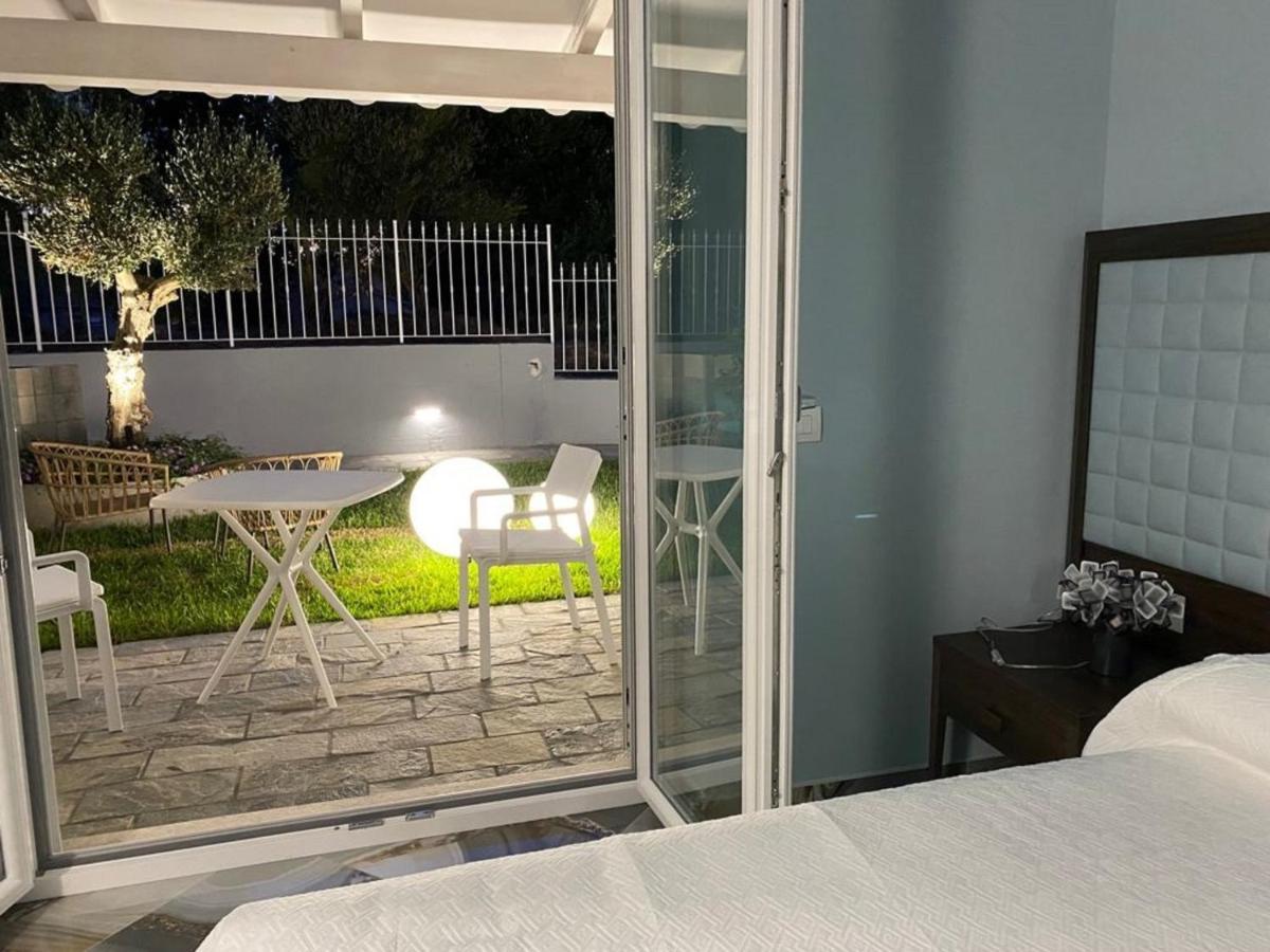 4Essences Boutique Rooms Maratea Eksteriør billede