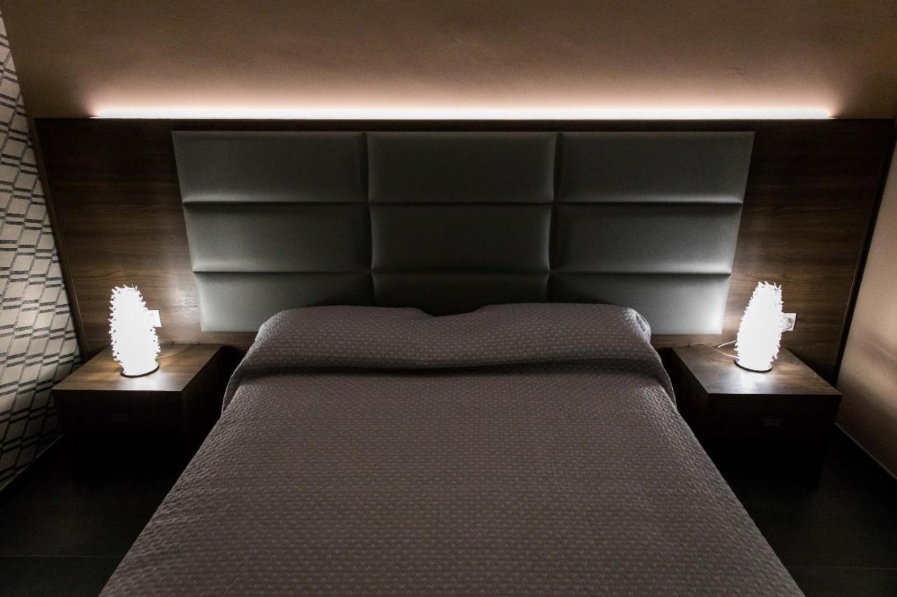 4Essences Boutique Rooms Maratea Eksteriør billede